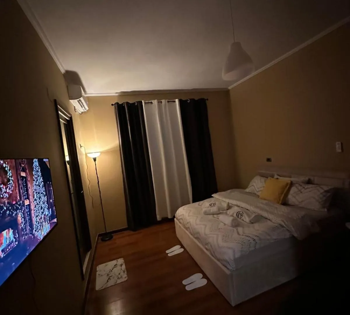 Mb King Hotel Gjirokaster 4*,  Albania
