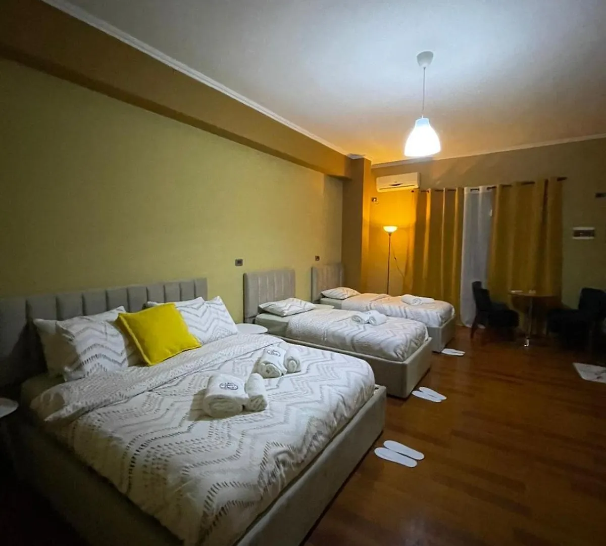 ****  Mb King Hotel Гирокастра Албания