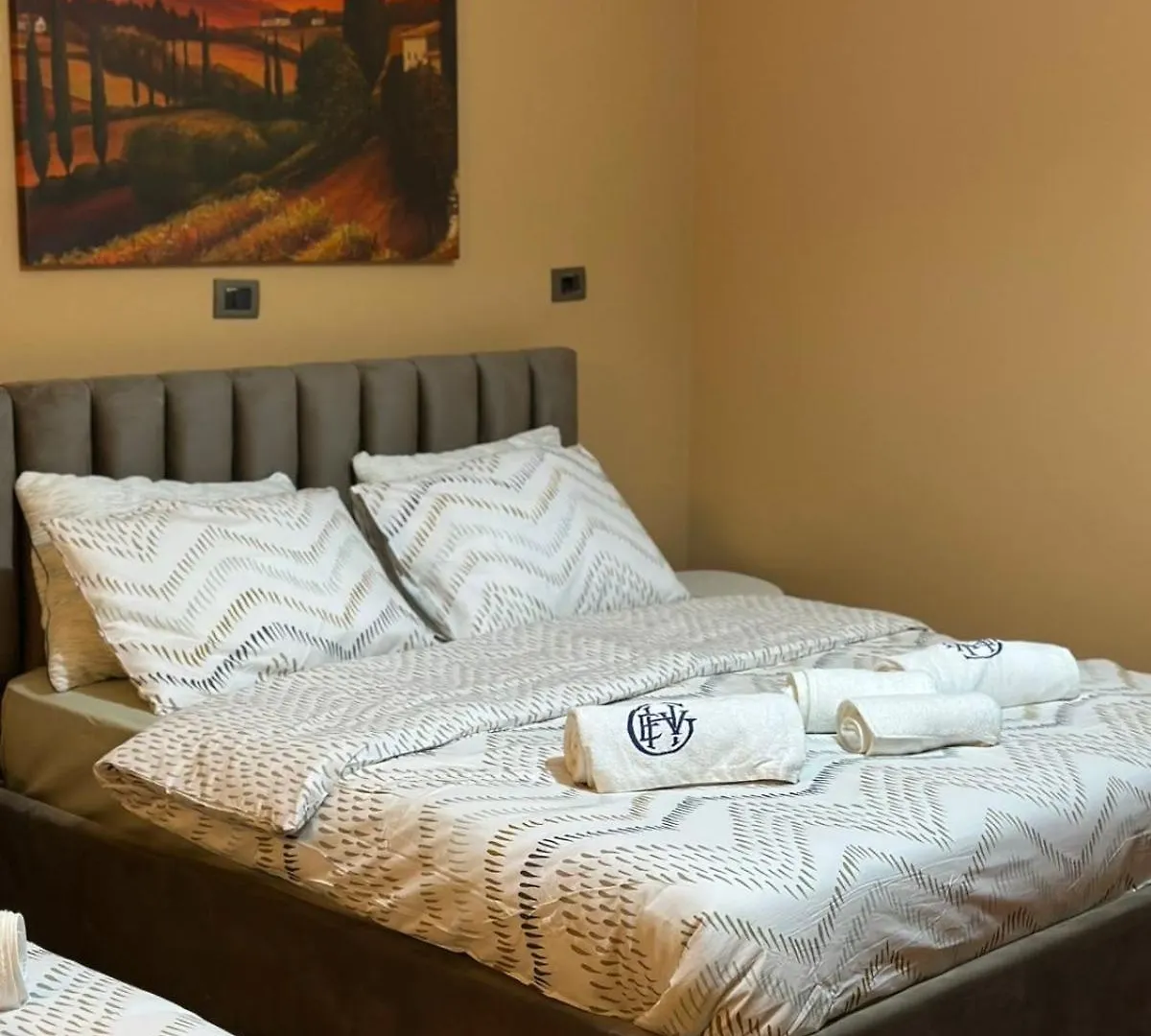 Mb King Hotel Gjirokaster