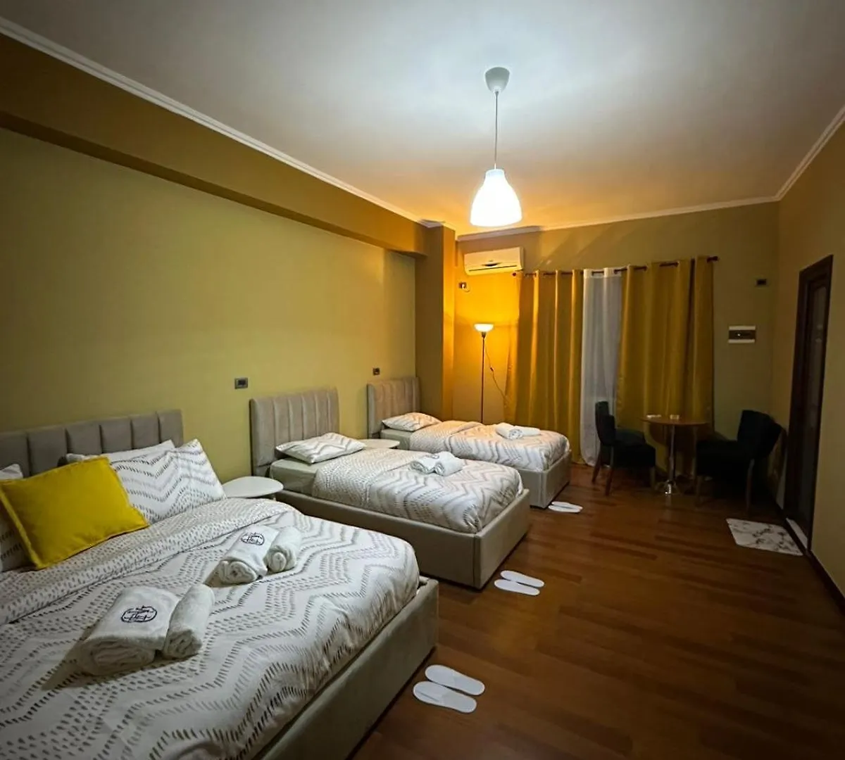 Mb King Hotel Gjirokaster