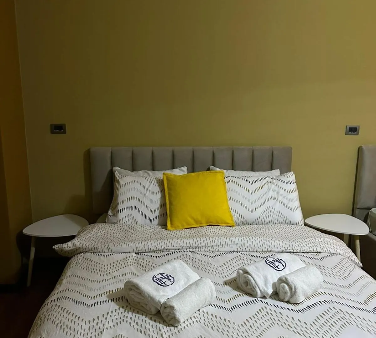 Mb King Hotel Gjirokaster 4*,
